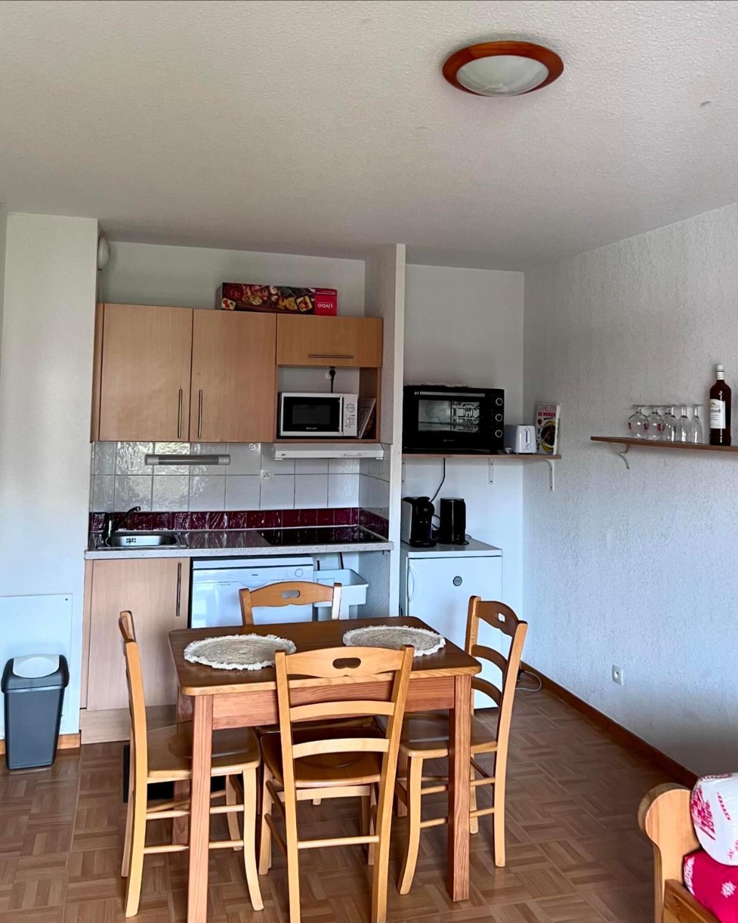 Appartement 4 Personnes Avec Piscine Interieure Puy-Saint-Vincent Exterior foto